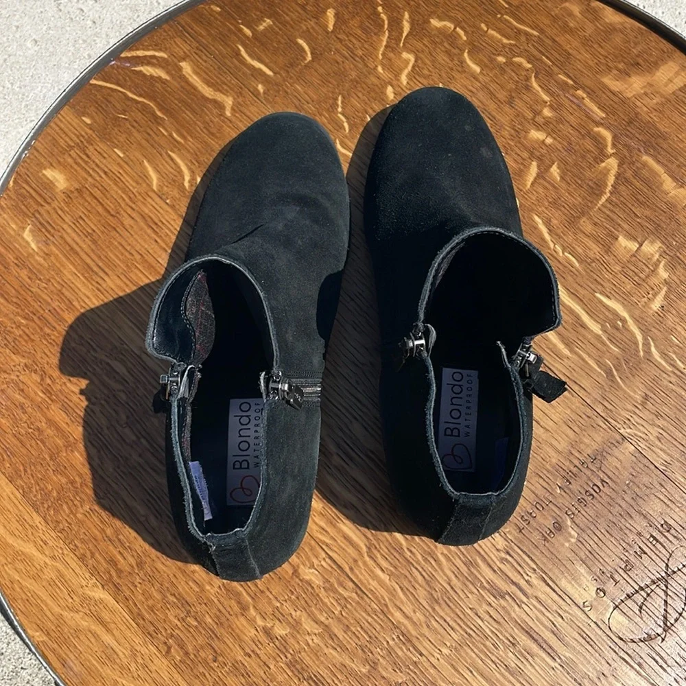 Blonco | Linda Waterproof Suede Black Boots | Size 9